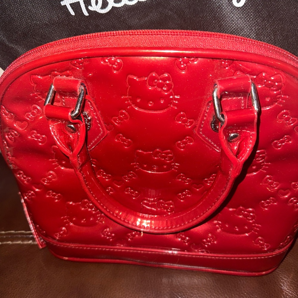 Hello Kitty Red Mini Bag Collection - Picture 2 of 4